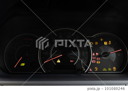 車のメーター警告灯 101080246