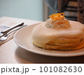 クリームたっぷりパンケーキ 101082630