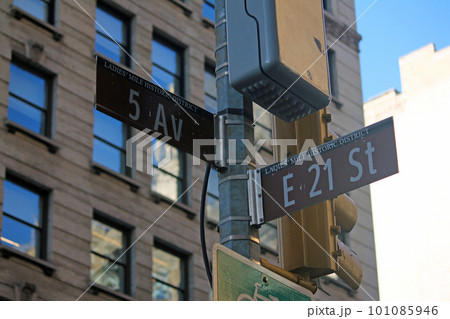 Brown East 21st Street and 5th Avenue Fashion historic sign in Midtown Manhattan in New York City in Ladies Mile Historic District 101085946