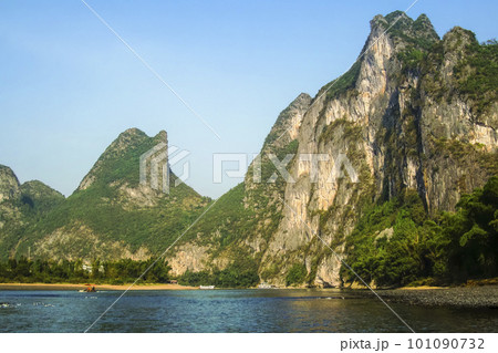 中国 漓江と陽朔の奇岩群・九馬画山 / Yangshuo, Guangxi, China 101090732