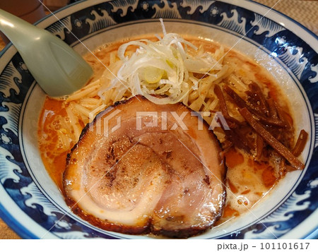 美味しいエビ味噌ラーメン 101101617