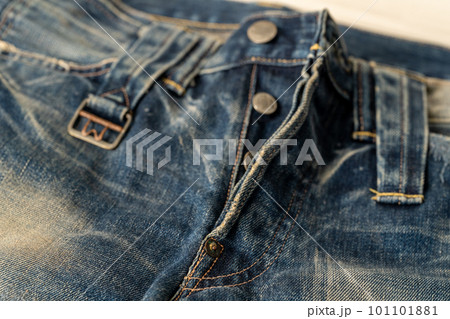 LEVI'S501XX　VINTAGE　1937年　復刻　ワークユニフォームリペアード　ボタンフライ 101101881