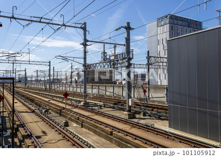 View of railway tracks at Kanazawa Station, Japan. 101105912