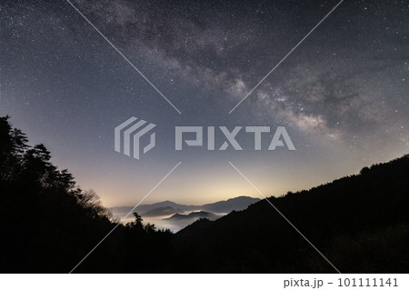 竹田城跡に架かる天の川 竹田城跡に架かる天の川 101111141