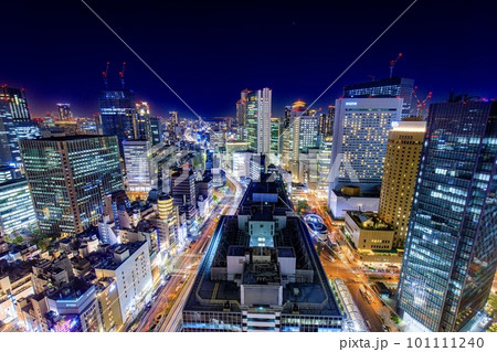 大阪駅前第3ビルから見た夜景 101111240