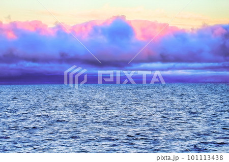 Contrasting and changeable North sea 101113438