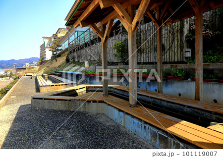 瀬波温泉街満喫 足湯「日本海」 瀬波温泉街満喫 足湯「日本海」 101119007
