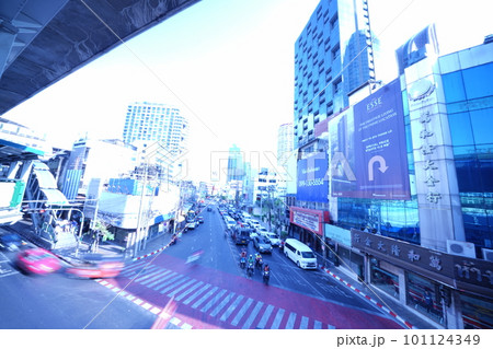 タイのバンコク、トンロー駅、スクンビットソイ55の風景 タイのバンコク、トンロー駅、スクンビットソイ55の風景 101124349