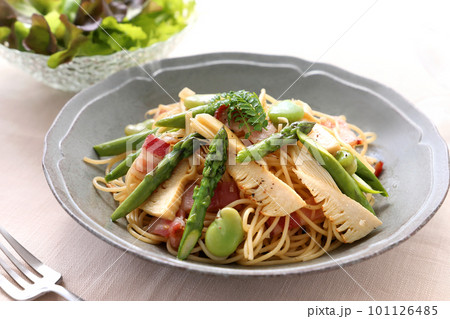 春野菜の和風パスタ 国産アスパラベーコンパスタ たけのこパスタ 春野菜の和風パスタ 国産アスパラベーコンパスタ たけのこパスタ 101126485
