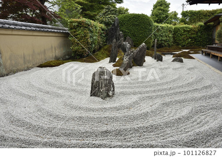 独坐庭　瑞峯院　大徳寺 101126827
