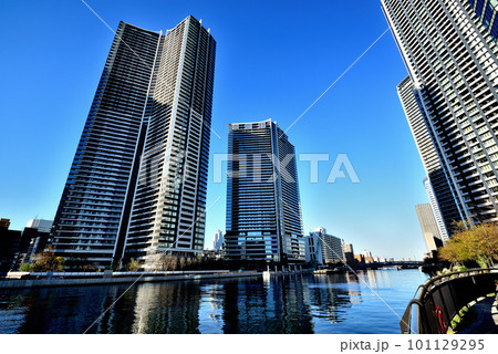 勝どきエリア パークタワー勝どきサウスとミッドほか超高層マンション群の風景 勝どきエリア パークタワー勝どきサウスとミッドほか超高層マンション群の風景 101129295