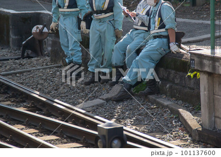 鉄道　作業員 101137600
