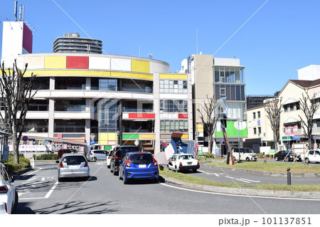 埼玉県富士見市 ふじみ野駅西口の街並み 101137851