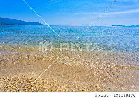 【滋賀県】5月・美しい湖とさわやかな青空 【滋賀県】5月・美しい湖とさわやかな青空 101139176