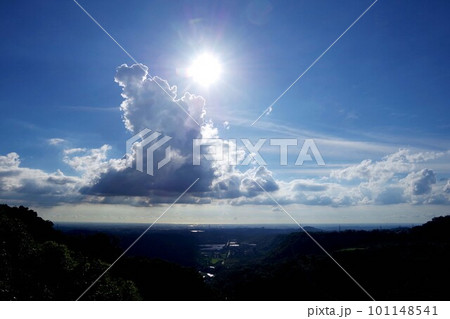 台湾　阿里山の山々の風景 101148541