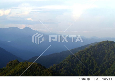 台湾 阿里山の山々の風景 台湾 阿里山の山々の風景 101148544