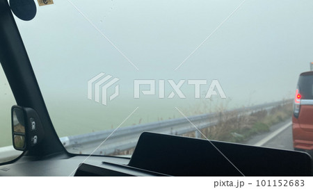 濃霧の朝 濃霧の朝 101152683