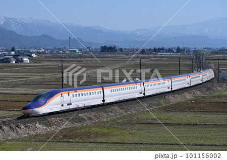 山形新幹線の新型車両のE8系新幹線 101156002