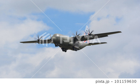 イギリス空軍C-130Jハーキュリーズ50周年記念塗装機 101159630