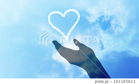 上向きの手シルエットとハートイラスト_ワイド 上向きの手シルエットとハートイラスト_ワイド 101165611