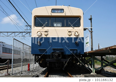 車両基地に停車する143系電車 車両基地に停車する143系電車 101166132