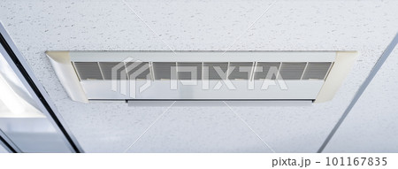 オフィス用 の 業務用エアコン の 送風口 【 オフィス の イメージ 】 101167835