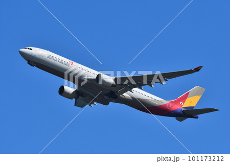 アシアナ航空の旅客機 A330-300 101173212