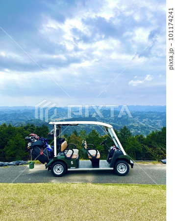 ゴルフ場の紹介 ゴルフ場の紹介 101174241