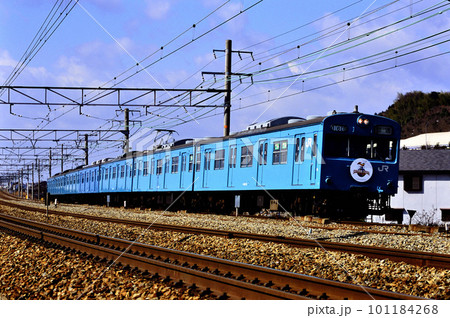 2001年 東海道線を走る103系回送電車7両 2001年 東海道線を走る103系回送電車7両 101184268