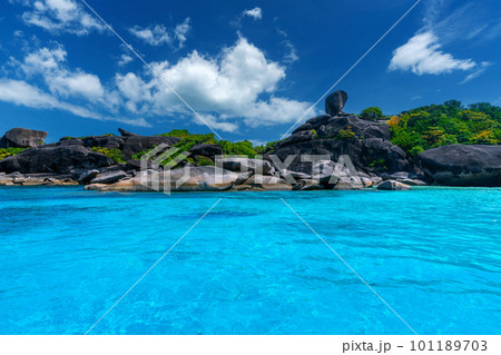 Sailboat rock with white sand beach at Similan island, Phang Nga, Thailand. 101189703