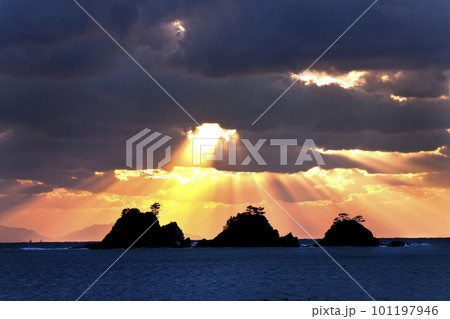 光芒の加茂島 光芒の加茂島 101197946