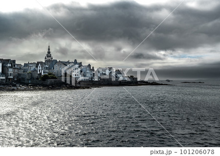 City Of Roscoff At The Finistere Atlantic Coast In Brittany, France 101206078