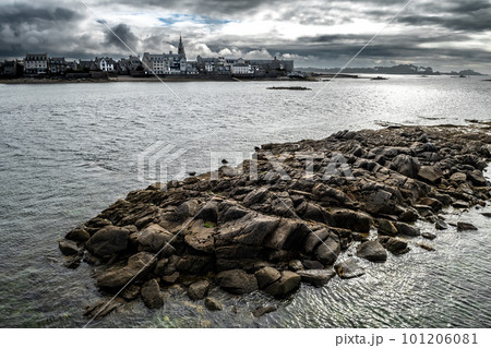 City Of Roscoff At The Finistere Atlantic Coast In Brittany, France 101206081