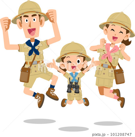 探検隊の服装でジャンプする家族 101208747