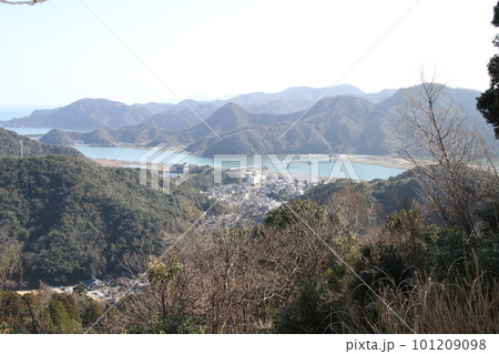城崎温泉の早春の風景 101209098