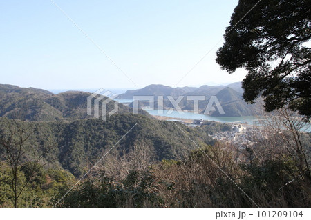 城崎温泉の早春の風景 城崎温泉の早春の風景 101209104