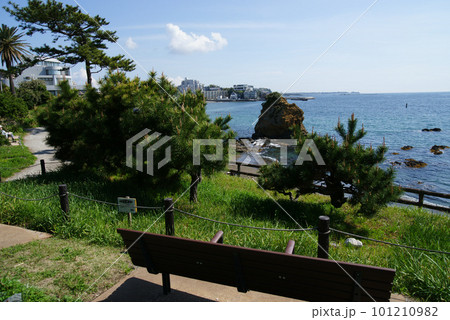 横須賀市　秋谷公園からの立石 101210982