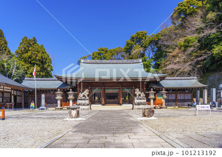 京都霊山護国神社　桜の咲く季節 101213192