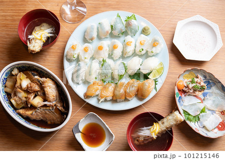 マゴチづくし(握り、煮付け、潮汁、お刺身) マゴチづくし(握り、煮付け、潮汁、お刺身) 101215146