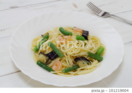 海老と野菜の塩レモンパスタ 101219004