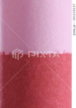 和紙によるツートンカラーの円柱形背景素材 101219137