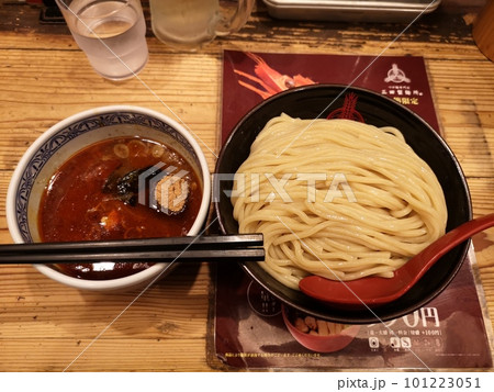 三田製麺所三田本店の辛つけ麺(大盛) 101223051