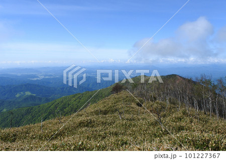 釈迦ヶ岳登山、八方ヶ原大間々台登山口より 釈迦ヶ岳登山、八方ヶ原大間々台登山口より 101227367