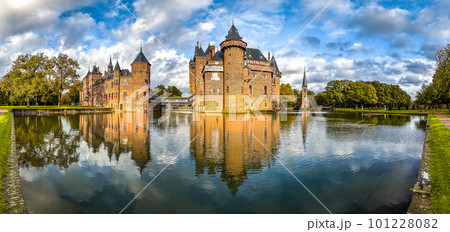 Castle De Haar or Kasteel de haar in Utrecht, Netherlands 101228082