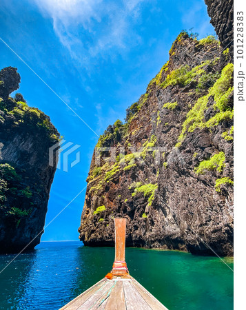Wang Long Bay from the long tail boat in koh Phi Phi, Krabi, Thailand 101228383