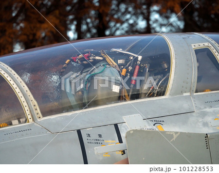 福岡県築上町のメタセの杜に展示されたF4ファントム戦闘機 101228553
