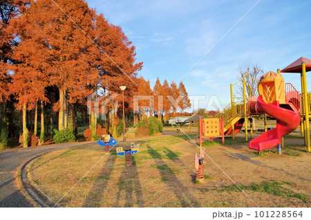 福岡県築上町メタセの杜広場に展示されたF4戦闘機 101228564