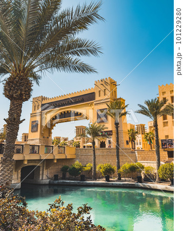 Souk Madinat Jumeirah in Dubai, traditional arabian bazaar market, UAE 101229280
