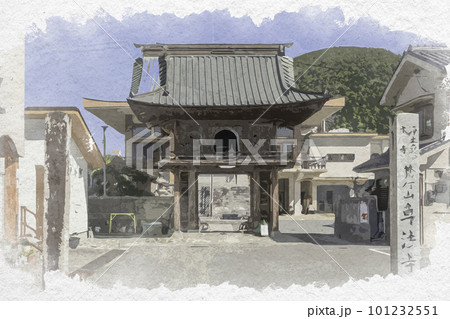 水彩画風 三次歴みち石畳通り 専法寺 広島県三次市 水彩画風 三次歴みち石畳通り 専法寺 広島県三次市 101232551