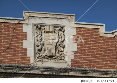 Edmonton, Alberta, Canada. Mar 30, 2023. A stone University of Alberta logo sign on top of a building. Edmonton, Alberta, Canada. Mar 30, 2023. A stone University of Alberta logo sign on top of a building. 101233754